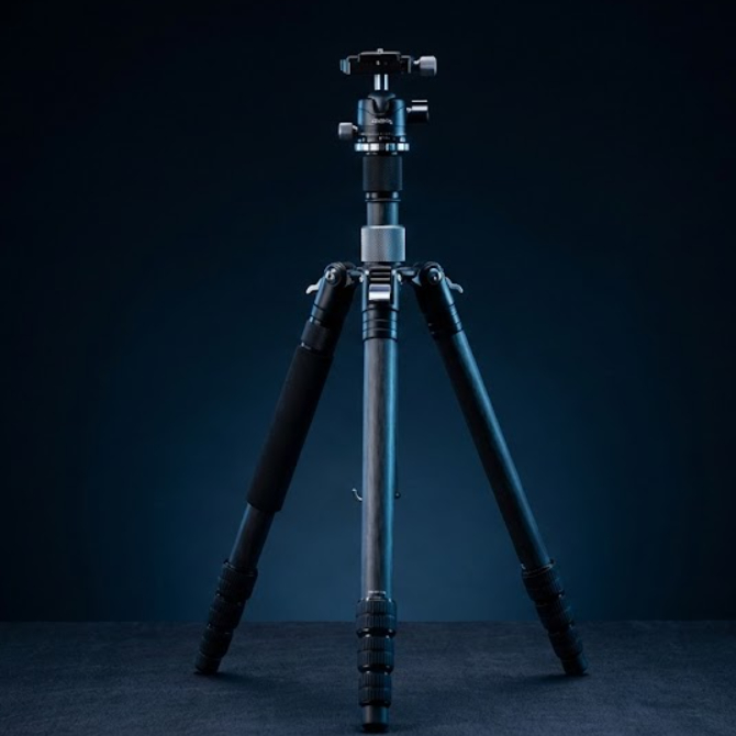 SMALLRIG 62" Carbon Fiber Camera Tripod